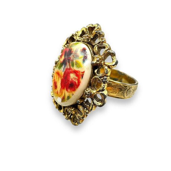 Vintage Floral gold-tone cameo Flower Rose Romantic Coquette Aesthetic Ring 7 - Picture 3 of 6